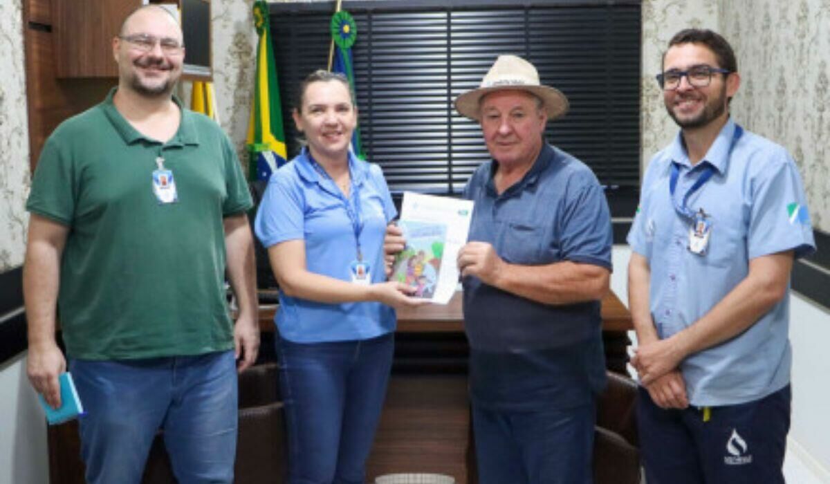 Imagem de compartilhamento para o artigo Sanesul visita Câmara de Chapadão e anuncia projeto técnico social da MS Todo dia